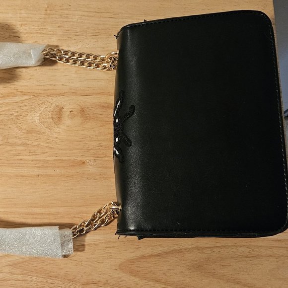 Inspired Queen Bee Shoulder Handbag Heavily Embroidered Gold Hardware  NWOT - Picture 5 of 5